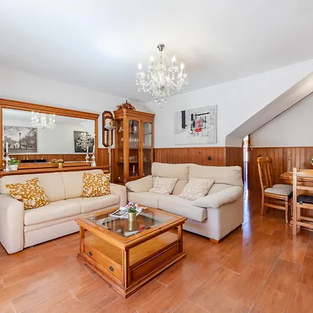 Apartment Vb Anemona 3br Townhouse *