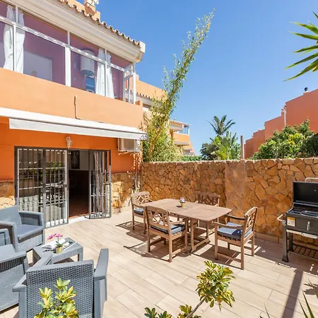 Vb Anemona 3br Townhouse Apartment *